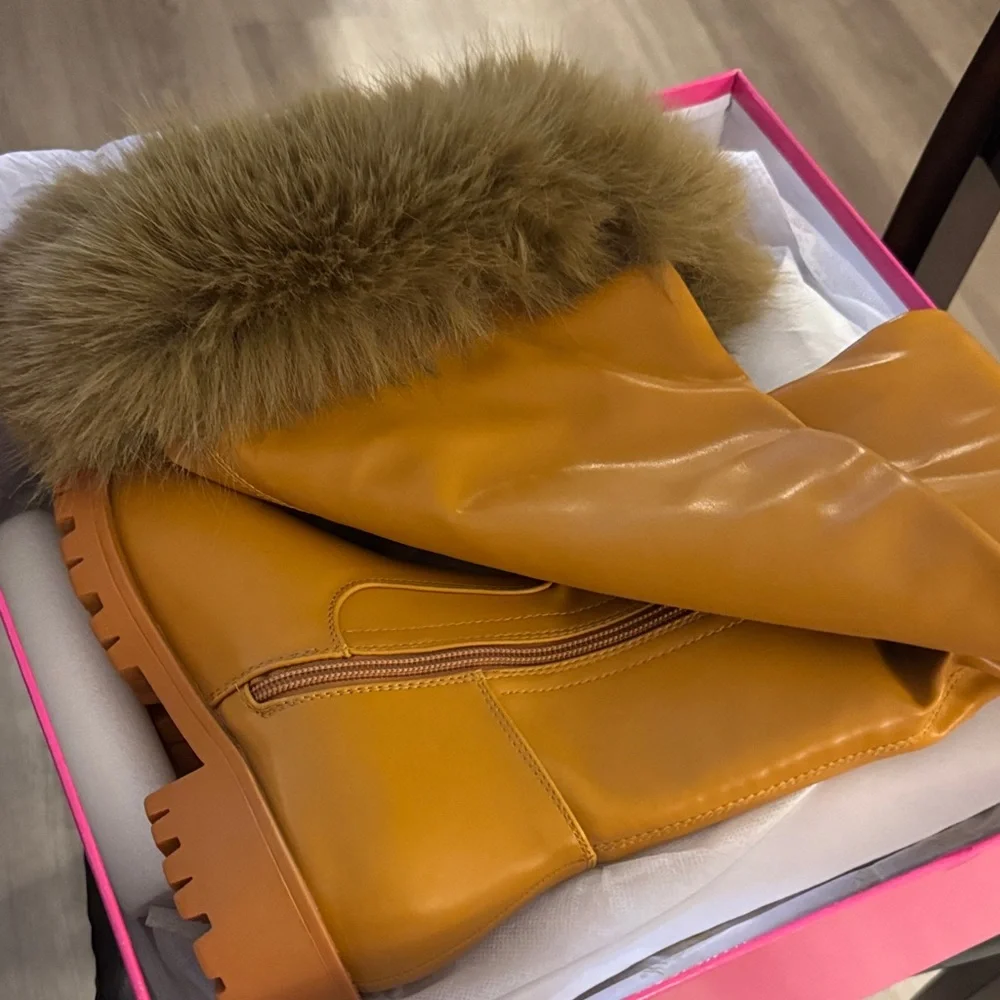 Cape Robbin ❣️Meghani Fur-Coated Over-the-Knee Boots - Tan Sz 5 ❣️BRAND NEW ❣️